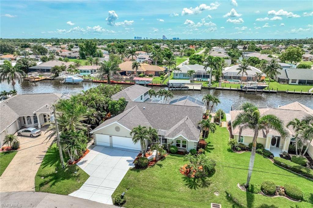 1303 SE 20th CT, Cape Coral, FL 33990