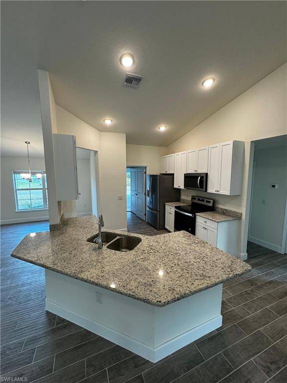 Lehigh Acres, FL 33971,2811 Karen Ave N AVE