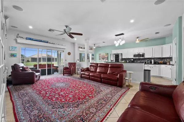 Cape Coral, FL 33909,627 NE 7th TER
