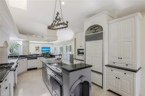 Naples, FL 34102,655 Galleon DR