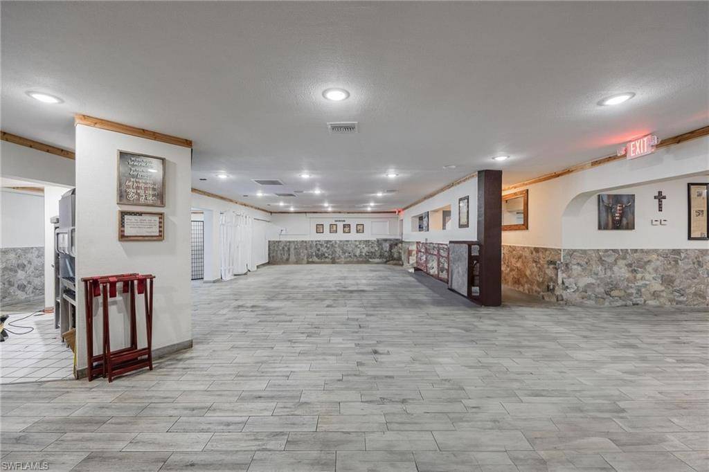 Labelle, FL 33935,93 S Hall ST