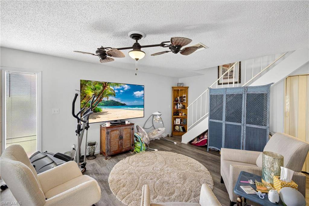Fort Myers, FL 33907,3291 Royal Canadian TRCE #3