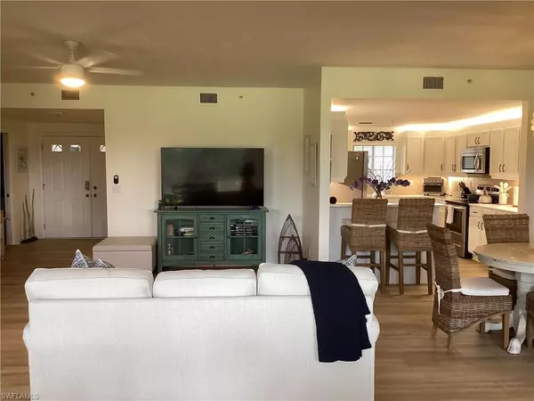 Naples, FL 34113,782 Eagle Creek DR #202