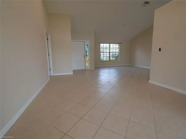 Fort Myers, FL 33967,8361 Buena Vista RD