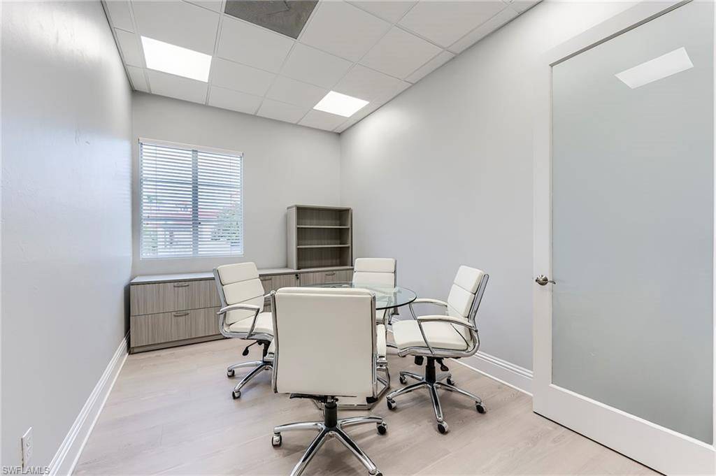 Naples, FL 34109,9180 Galleria CT #F