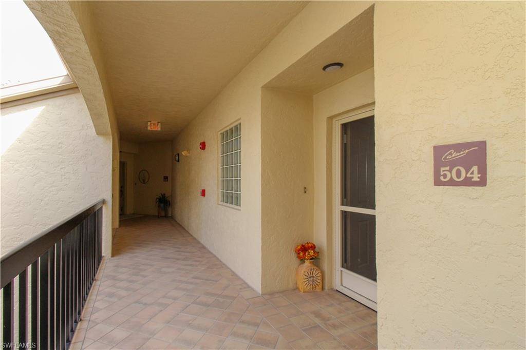 Naples, FL 34108,7024 Pelican Bay BLVD #F-504