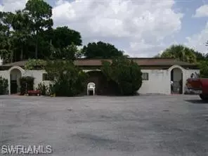 North Fort Myers, FL 33917,1992 Queen ST