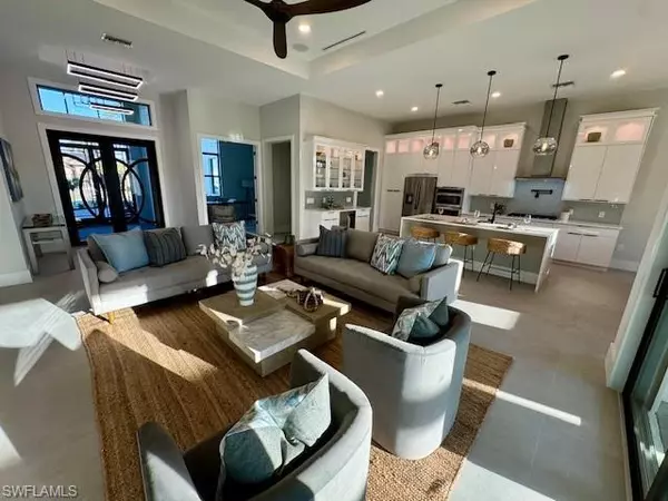 Naples, FL 34114,18337 Fairmont DR