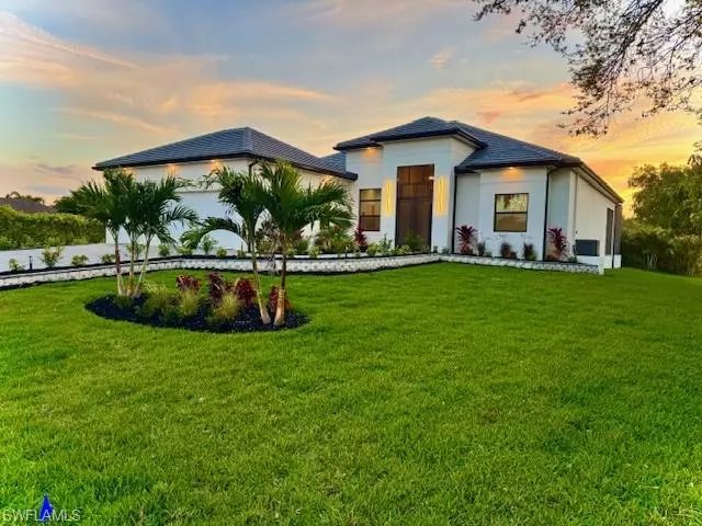 Naples, FL 34114,18337 Fairmont DR