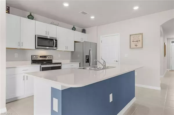 Cape Coral, FL 33991,1700 SW 3rd ST