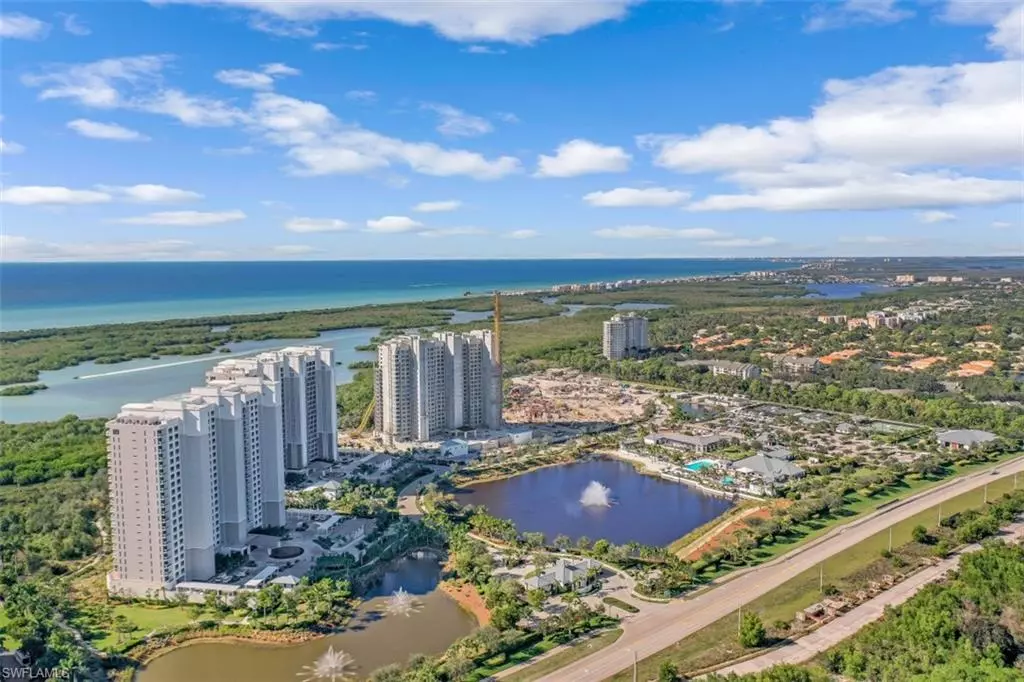 Naples, FL 34110,13915 Old Coast RD #305