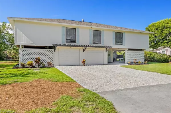 1448 Albatross RD, Sanibel, FL 33957