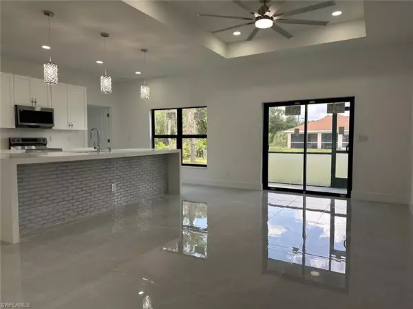 Lehigh Acres, FL 33971,2520 74th ST W