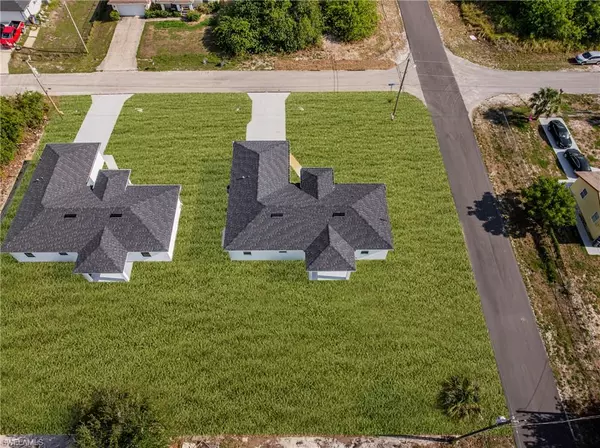 Lehigh Acres, FL 33976,2504 5th ST SW
