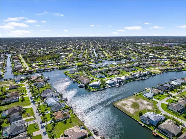 Cape Coral, FL 33914,2705 SW 30th TER