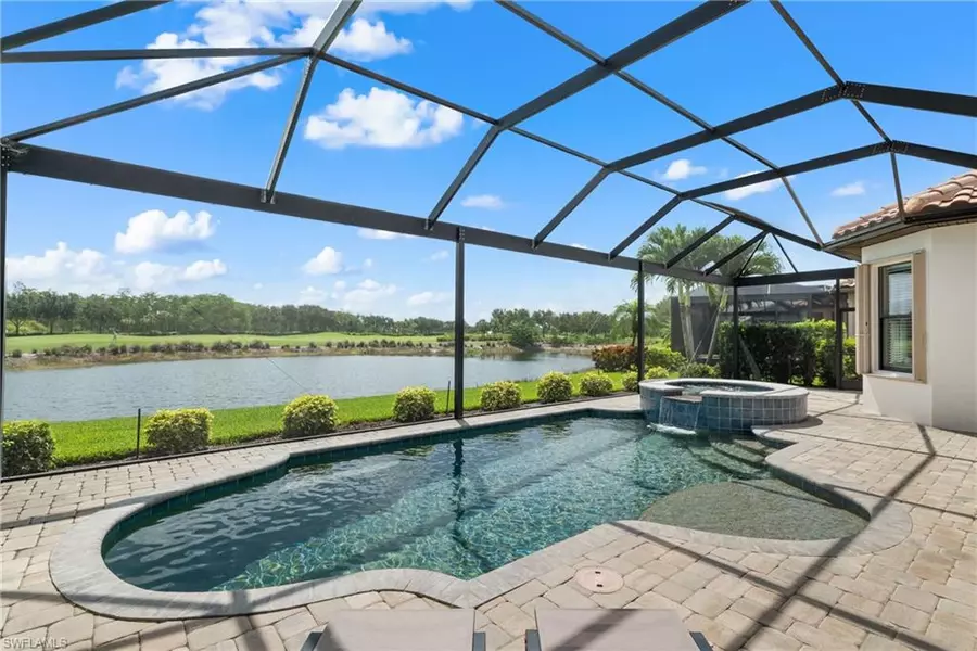 8888 Savona CT, Naples, FL 34119