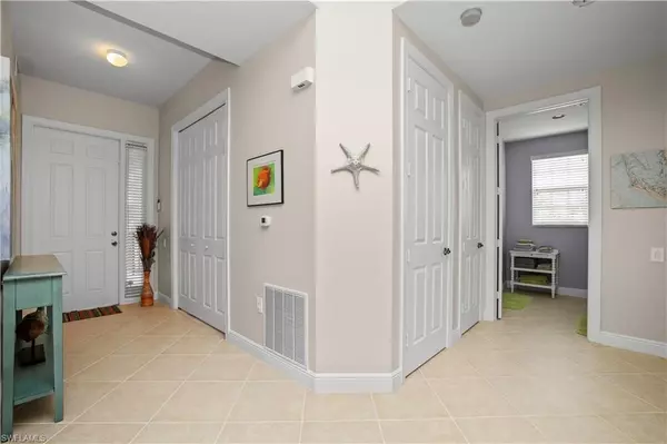 Cape Coral, FL 33914,3724 Agualinda BLVD #201