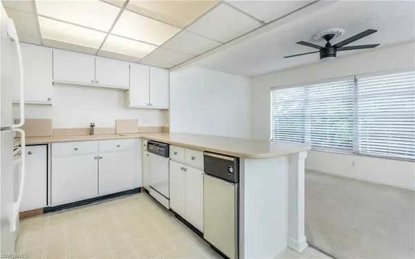 Fort Myers, FL 33919,6884 Sandtrap DR #4