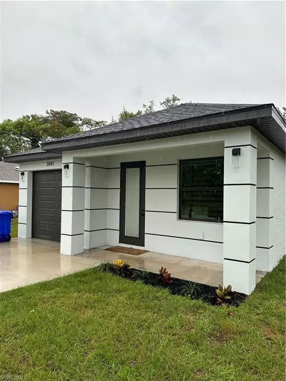 Fort Myers, FL 33916,1785 Glenway CT