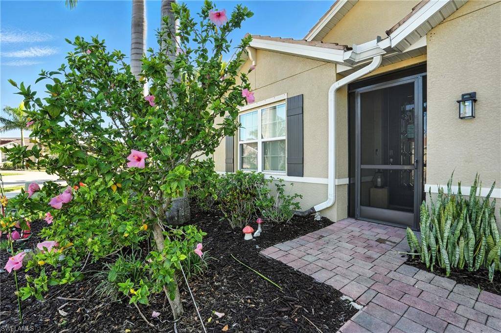 Fort Myers, FL 33916,3215 Birchin LN