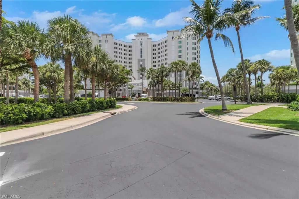 Naples, FL 34110,315 Dunes BLVD #204