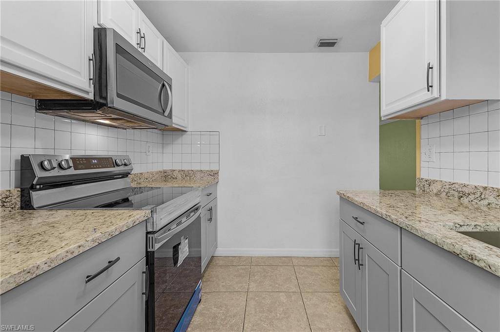 Fort Myers, FL 33907,12640 Kenwood LN #C