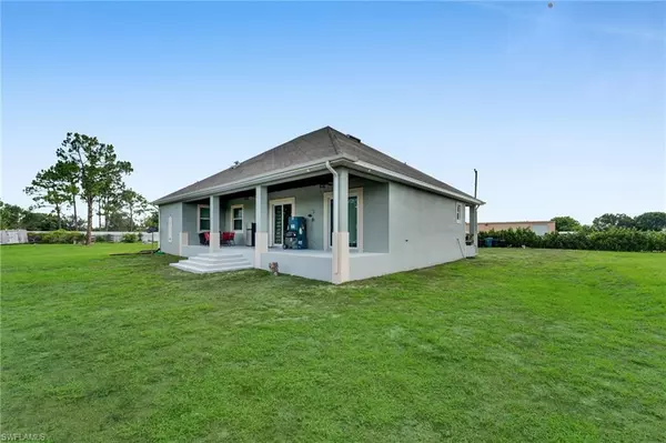Labelle, FL 33935,9785 wheeler RD