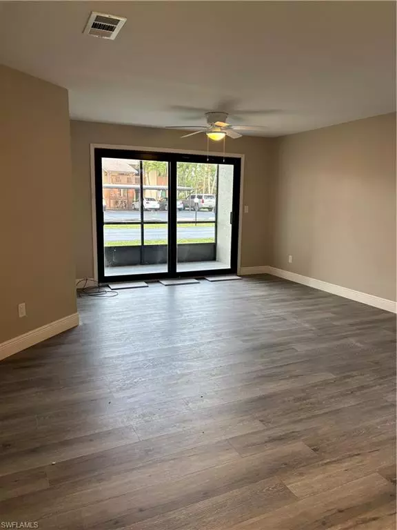 Fort Myers, FL 33908,17420 Birchwood LN #3