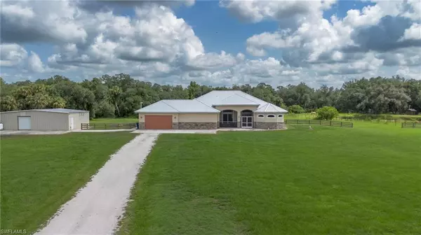 Alva, FL 33920,19801 N River RD