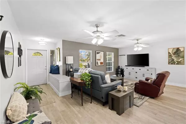Naples, FL 34110,134 Palm River BLVD