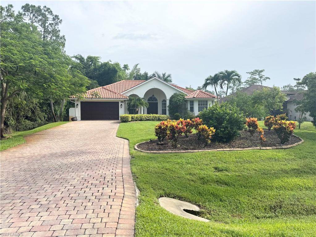 5071 Coral Wood DR, Naples, FL 34119