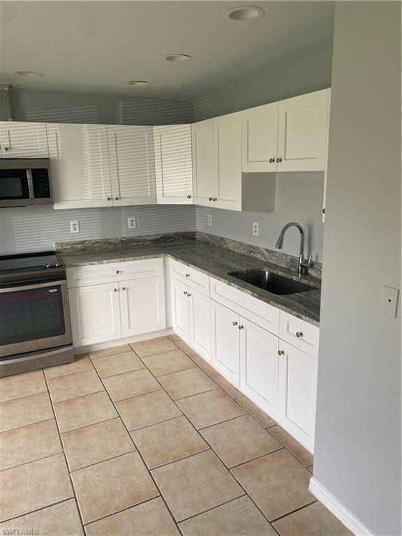 5235 28th PL SW #B, Naples, FL 34116