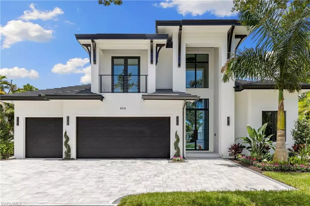 Naples, FL 34102,850 10th ST N