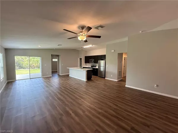 Port Charlotte, FL 33954,19474 Strathcona AVE