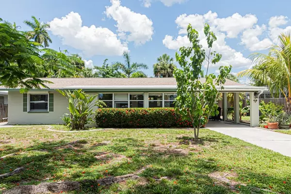 1413 Davis DR,  Fort Myers,  FL 33919