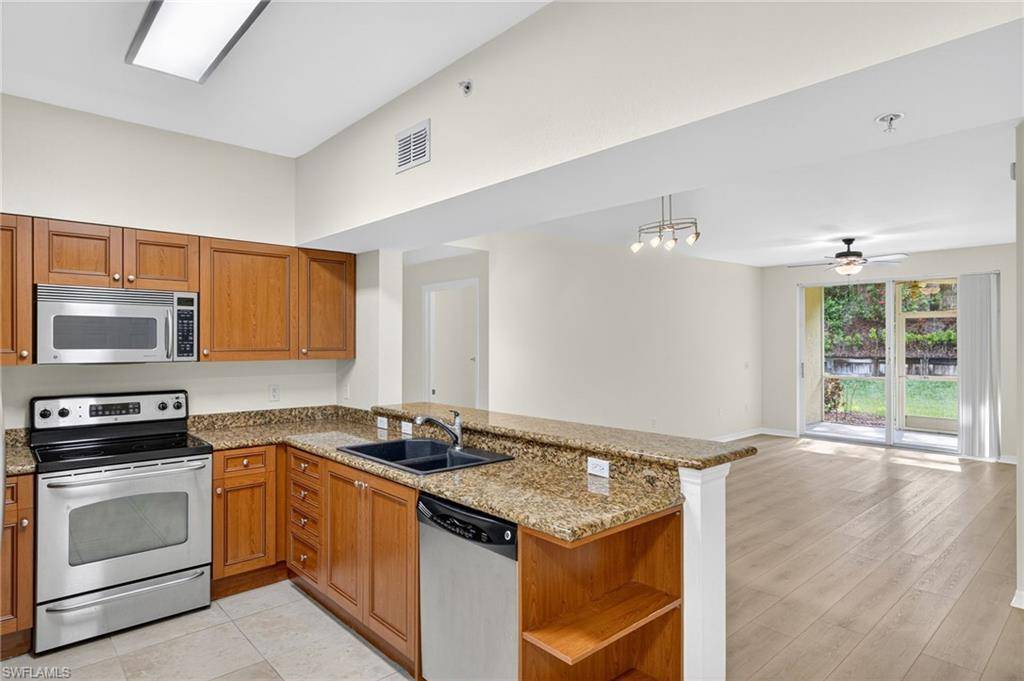 Estero, FL 33928,20273 Royal Villagio CT #104