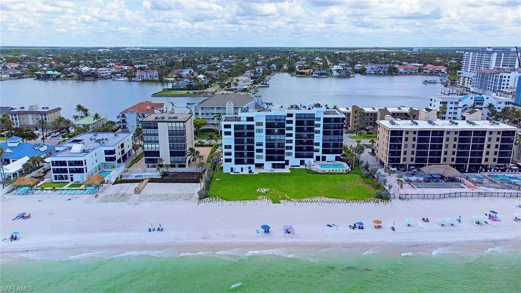 Naples, FL 34108,9375 GULF SHORE DR #402