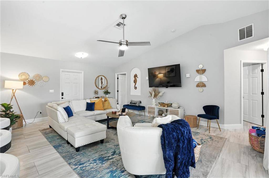 Cape Coral, FL 33914,709 SW 27th ST