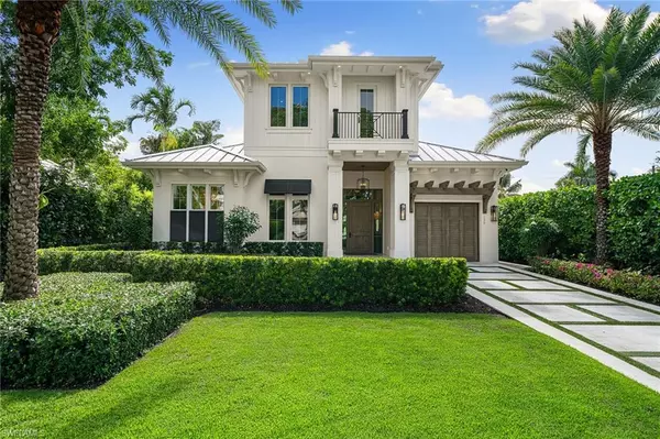 Naples, FL 34102,150 6th ST N