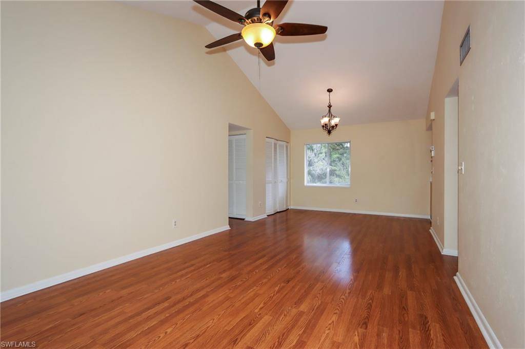 Naples, FL 34102,1275 7th AVE N #206