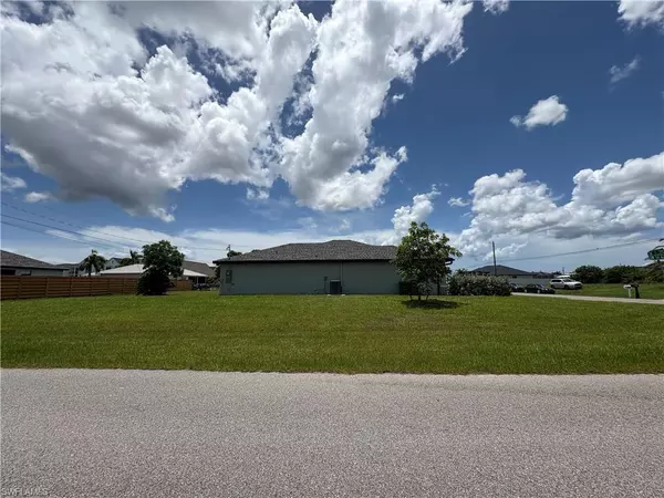 Cape Coral, FL 33991,1400 SW 1st TER