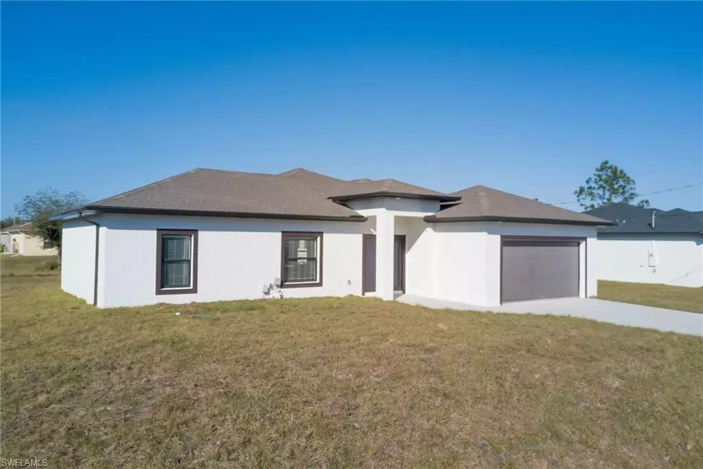 Alva, FL 33920,2107 Jefferson AVE