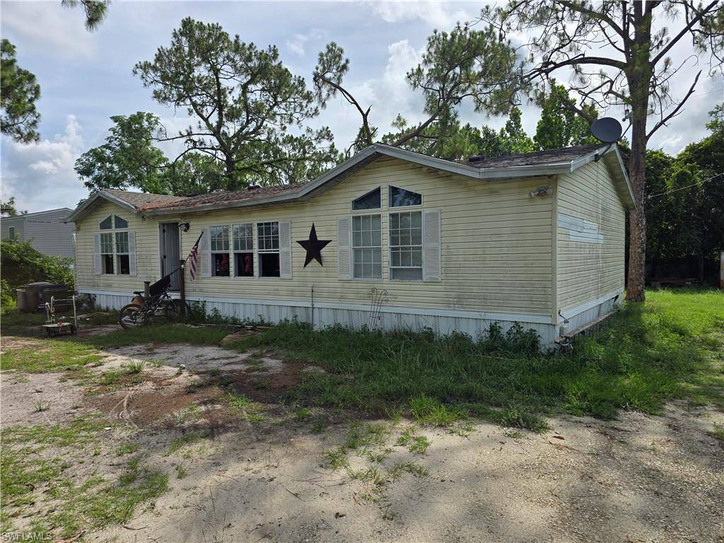 8375 Marx DR, North Fort Myers, FL 33917