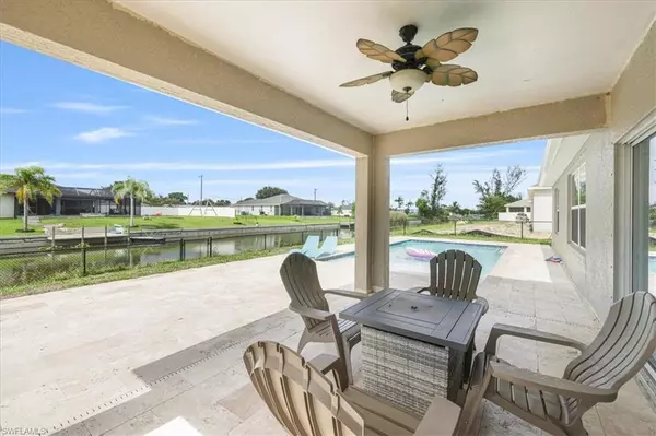 529 SW 26th TER, Cape Coral, FL 33914
