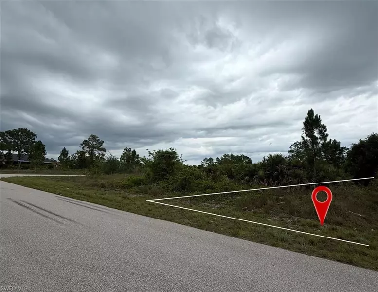 1121 Hallmark AVE S, Lehigh Acres, FL 33974