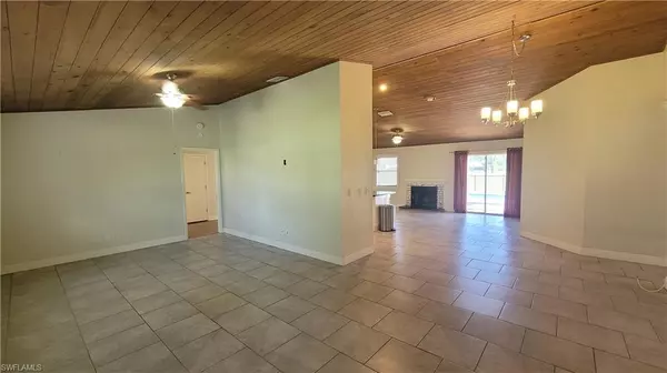 Cape Coral, FL 33991,1205 SW 21st TER