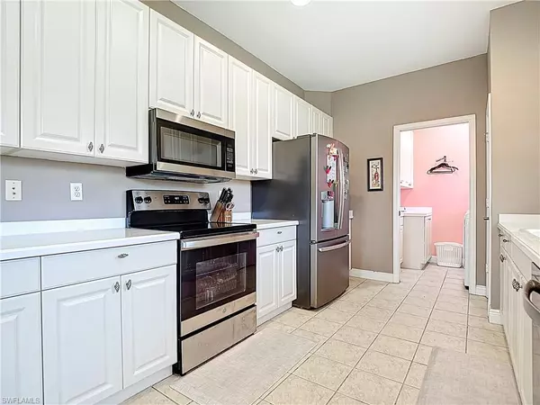 Fort Myers, FL 33912,14031 W Hyde Park DR #201