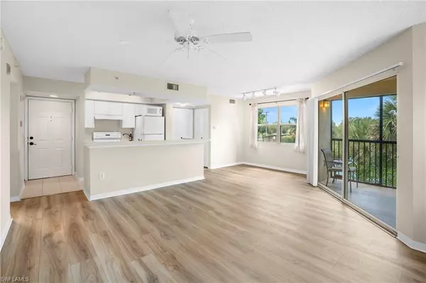 Bonita Springs, FL 34135,8851 Colonnades CT W #128