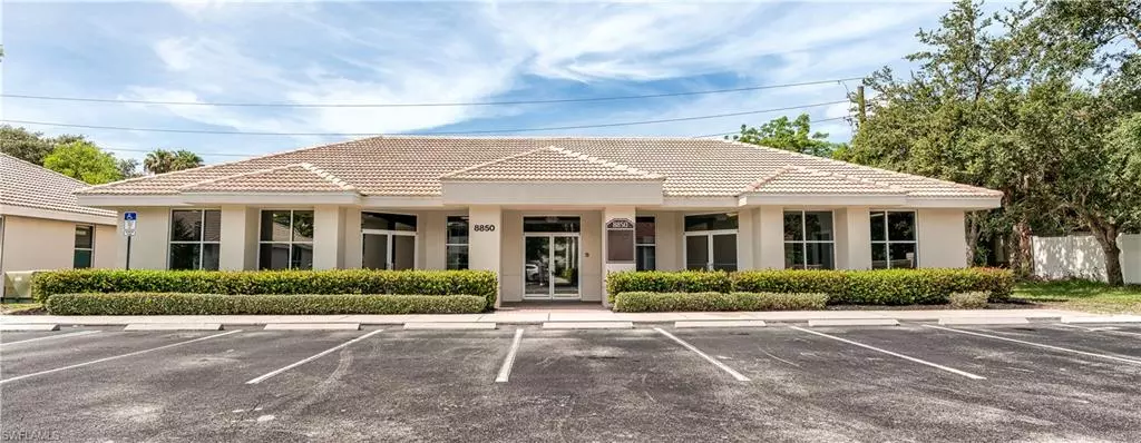 8850 Terrene CT, Bonita Springs, FL 34135