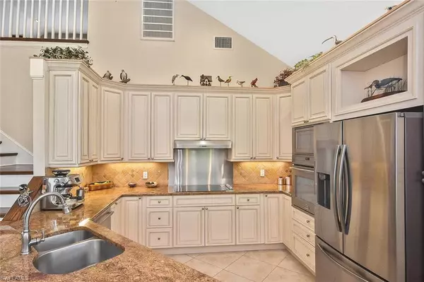 Fort Myers, FL 33908,7233 Hendry Creek DR